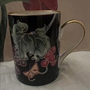 Fitz and Floyd vintage Cloisonne Grapes Design porcelain mug